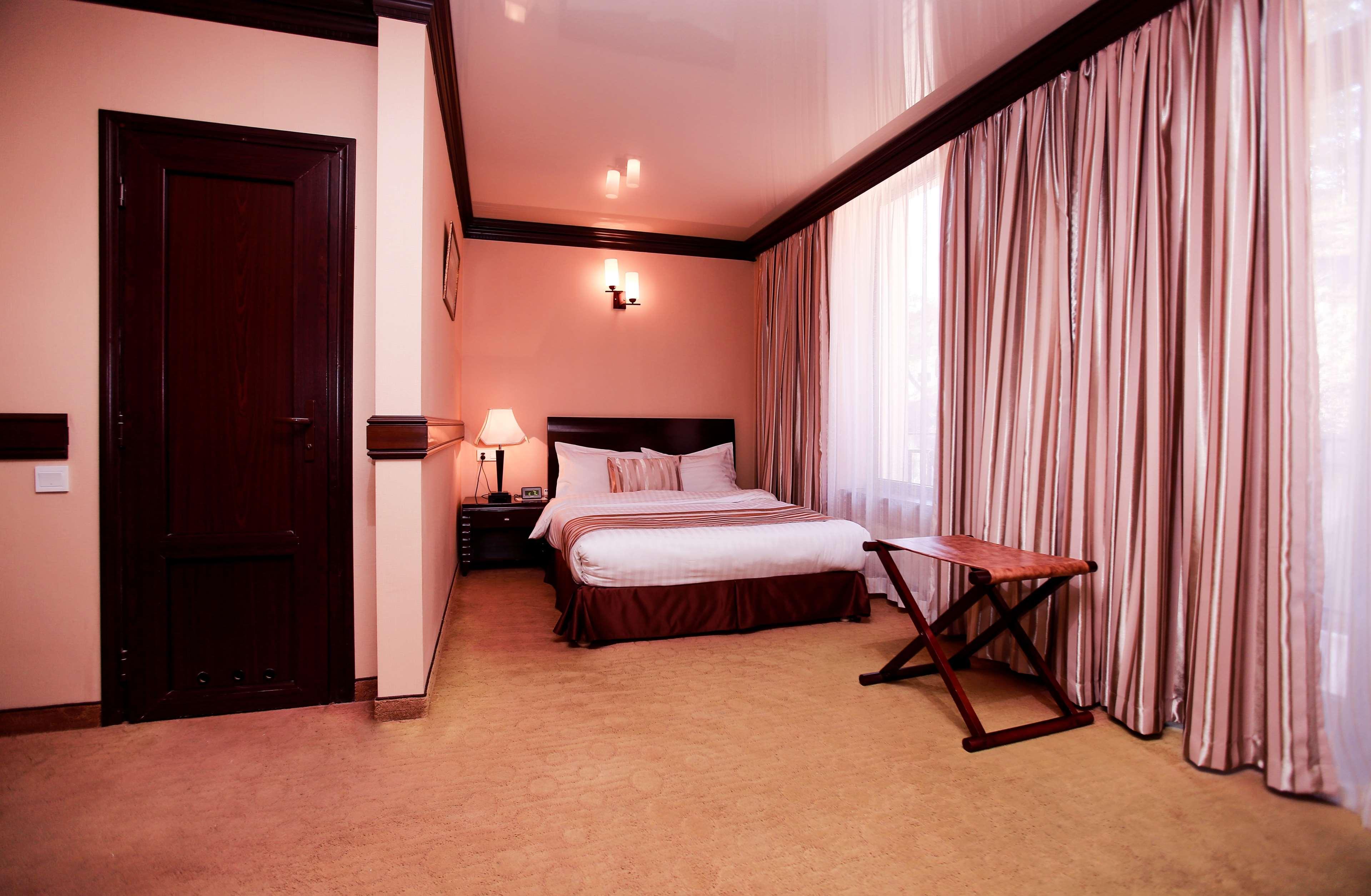 Best Western Plus Paradise Hotel Dilijan Quarto foto